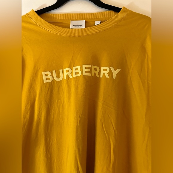 Burberry Men's Mustard Short Sleeve Tee/ Oversized Logo T-Shirt  Mustard Yellow - Picture 3 of 10